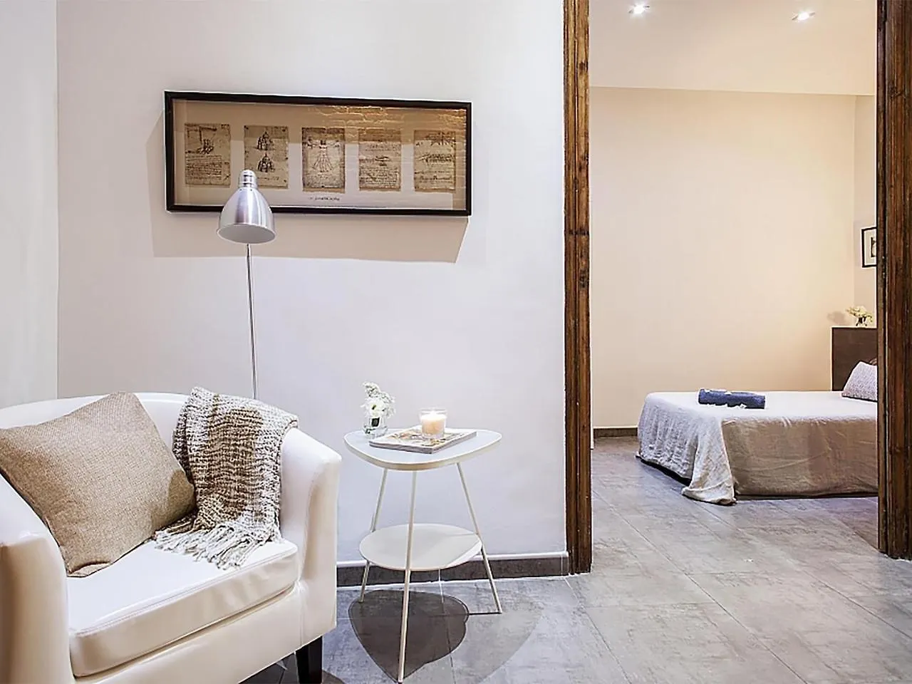 Apartment Bhm1 1036 Carrer De La Creu Coberta, 32, Principal Hotel Barcelona