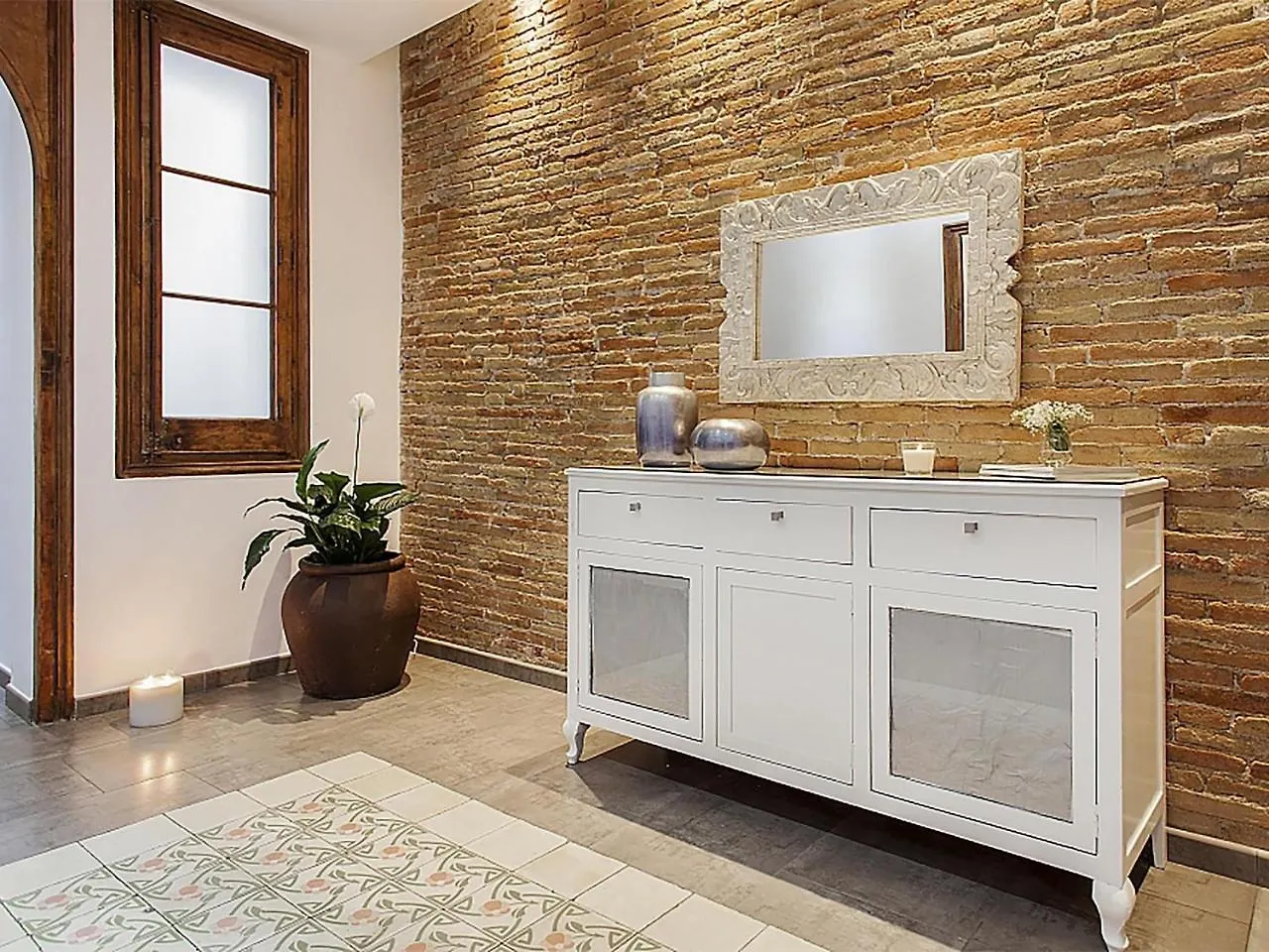 Hotel Bhm1 1036 Carrer De La Creu Coberta, 32, Principal Barcelona 0*,